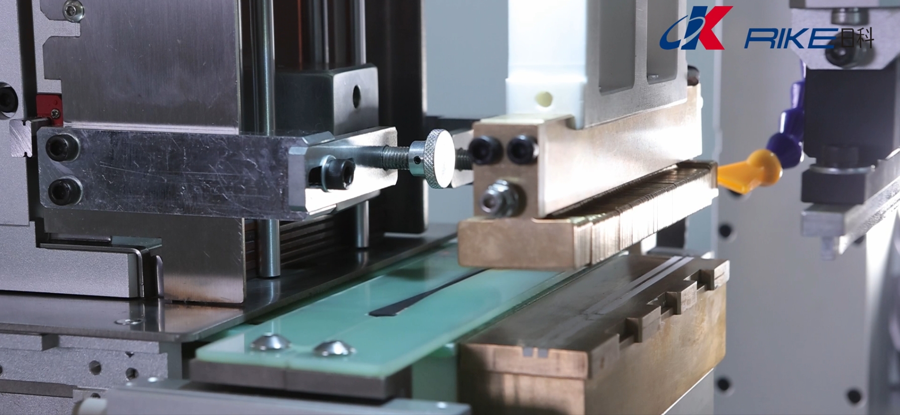 Automatic wire shooting Machine